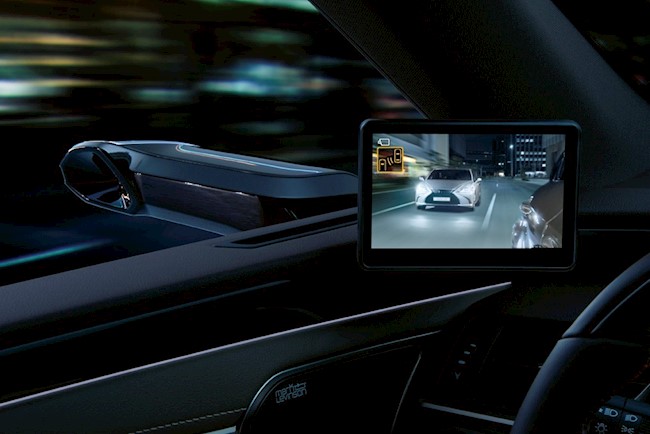 Lexus ofrecerá retrovisores digitales en su modelo ES 300h en Europa a partir de marzo