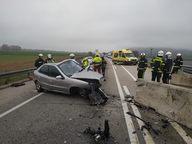 Trece personas fallecen en la carretera durante el fin de semana