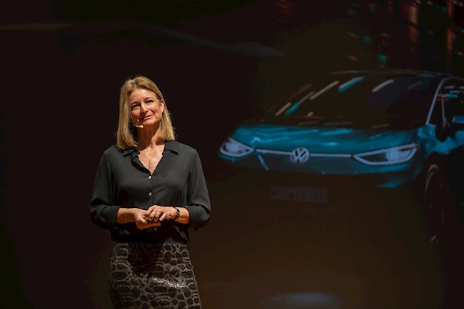 Volkswagen pide suprimir el IVA a los coches eléctricos y prevé que el mercado se triplique en 2020