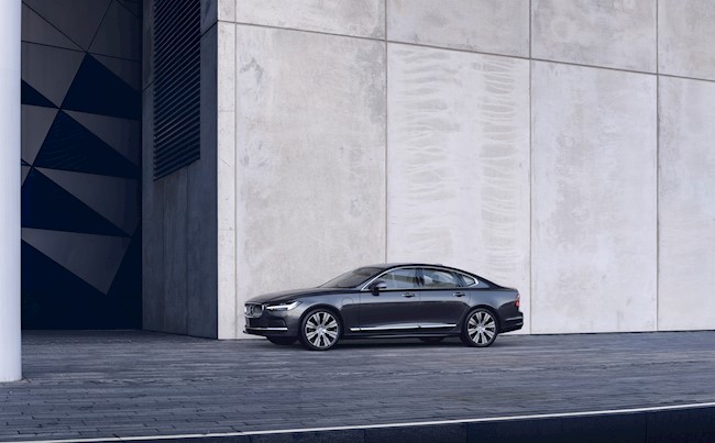 Volvo Cars presenta los nuevos S90 y V90, con motores microhíbridos en toda la gama