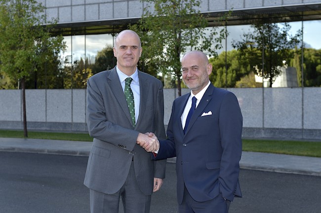 Seat y Mapfre se unen para estudiar iniciativas en materia de movilidad segura