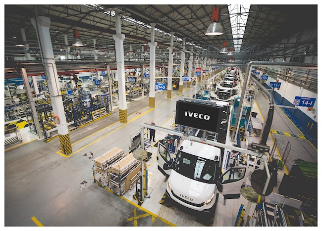 Las fábricas españolas produjeron más de 240.000 vehículos en enero, un 0,1% menos