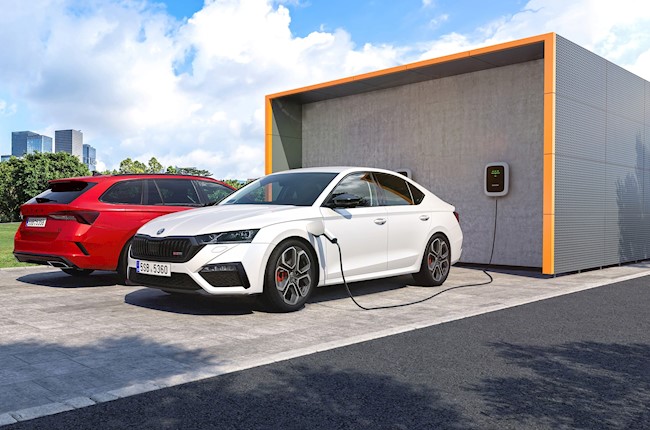 Skoda descubre el nuevo Octavia RS iV híbrido enchufable, con hasta 60 kilómetros de autonomía eléctrica