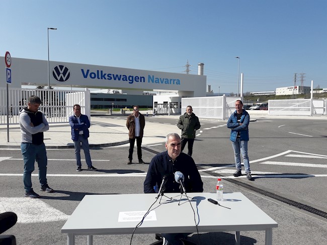 El comité de empresa de Volkswagen Navarra pide la "paralización inmediata" de la producción