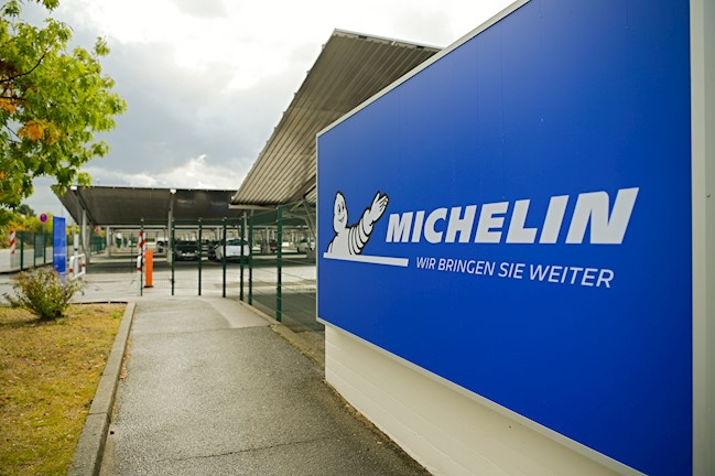 Michelin paraliza la actividad industrial y en su centro de experiencias en España