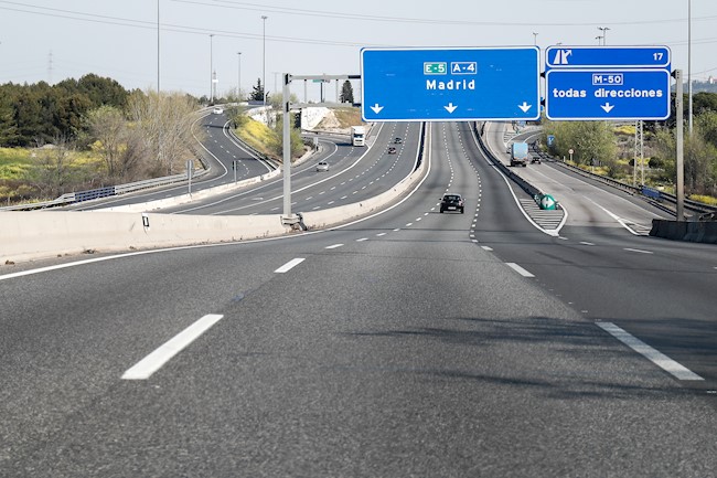 Las carreteras registran un 59% menos de tráfico en accesos a ciudades y un 51,26% en viajes largos