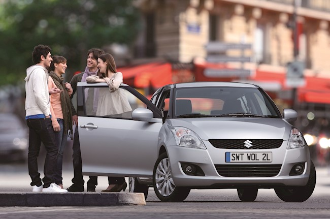 Suzuki pone su flota de vehículos a disposición de los hospitales madrileños
