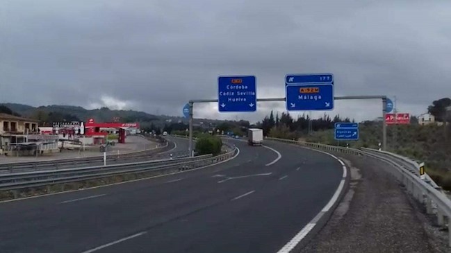 El tráfico se redujo ayer un 67% en las ciudades y un 76,76% en las fronteras