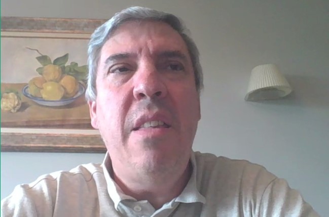 De los Mozos alerta al Gobierno de que si "deja caer" a la automoción el PIB bajará "dos dígitos"