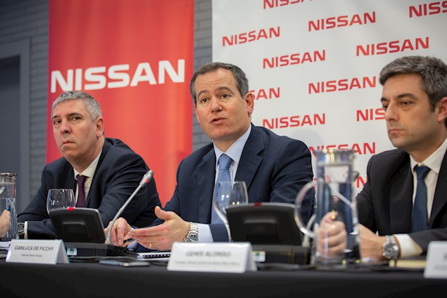 El comité de Nissan mantiene la huelga tras reunirse con la dirección