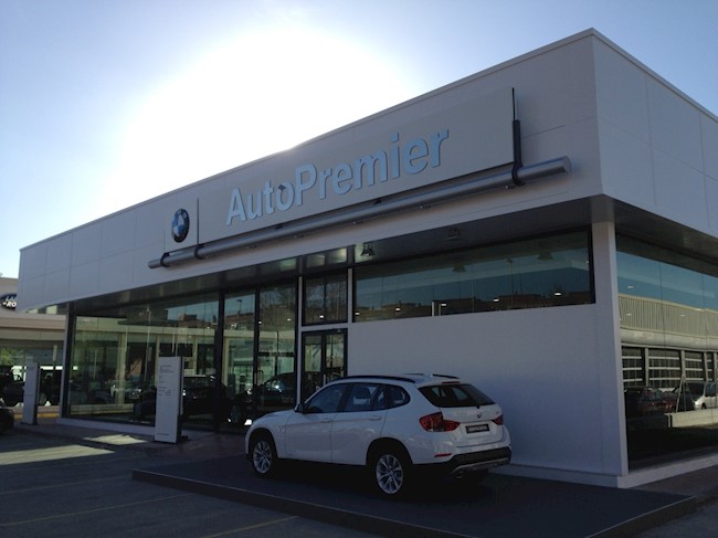 BMW inicia la reapertura "progresiva" de sus concesionarios en España