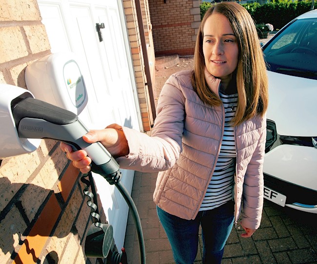 La industria automovilística se erige como "la protagonista" de la descarbonización en esta década