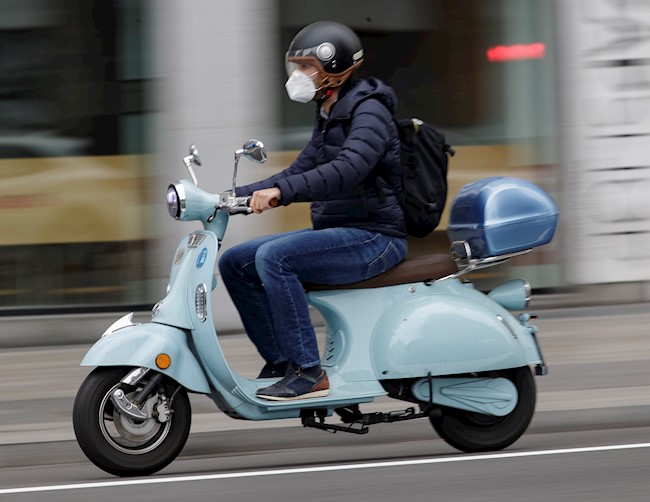 Revisar el motor y el aceite, entre las recomendaciones para poner a punto la moto tras la cuarentena