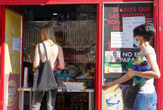 Un 74% de los españoles retrasa sus decisiones de compra para cuando acabe el estado de alarma, según Cetelem
