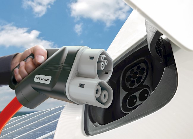 El Gobierno aprobará el martes el nuevo Plan Moves, con ayudas de 5.500 euros a la compra de eléctricos
