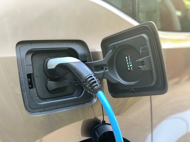 El 40% de los españoles no se plantea comprar un coche eléctrico, según Acierto.com