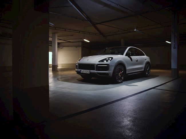 Porsche inicia la comercialización en España del nuevo Cayenne GTS, con motor biturbo de 460 caballos