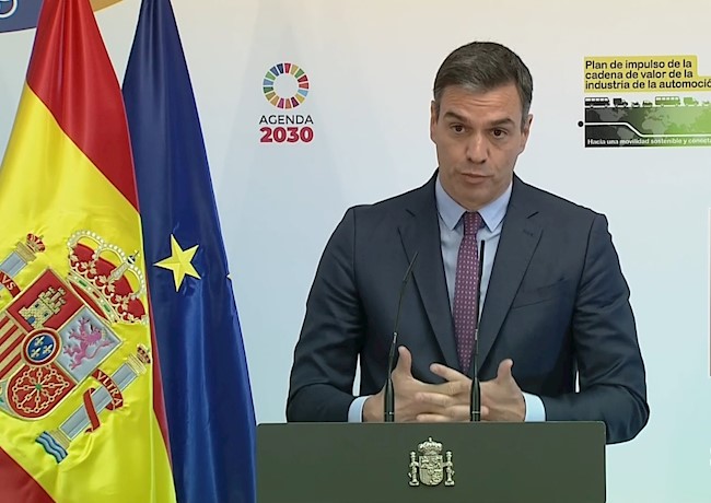 Sánchez dice que el plan del automóvil nace de la "unidad" y busca proteger sector "estratégico"