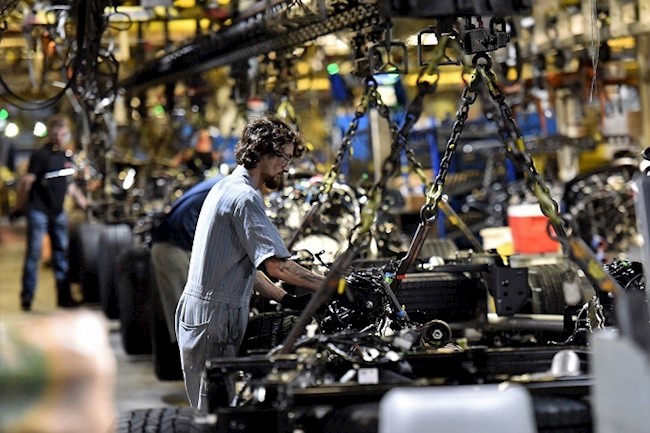 Sindicatos de Ford Almussafes saludan el plan del Gobierno pero piden garantías para no repetir lo de Nissan