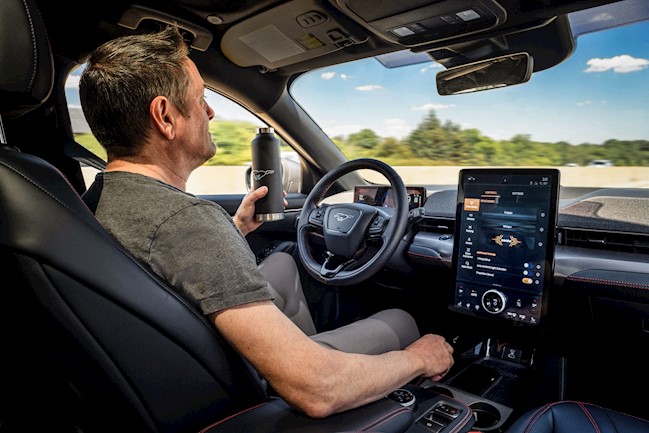 Ford incluirá la tecnología 'manos libres' por primera vez en el Mustang Mach-E