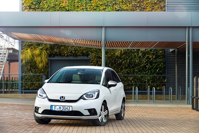 Honda lanza en España los nuevos Jazz y Crosstar, disponibles exclusivamente con tecnología híbrida