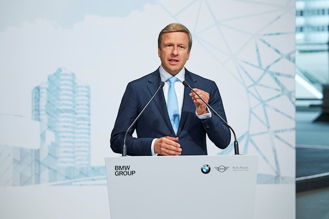 El 40% de las emisiones de CO2 de un coche eléctrico proviene de la producción de la batería, según BMW