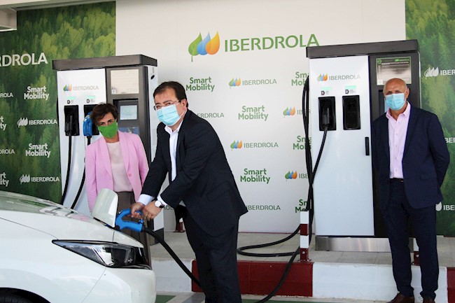 Iberdrola crea un corredor de carga súper rápida coches eléctricos entre centro y sur peninsular