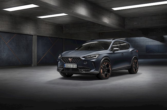 Cupra ya admite reservas del Formentor, disponible con una mecánica híbrida enchufable de 245 caballos