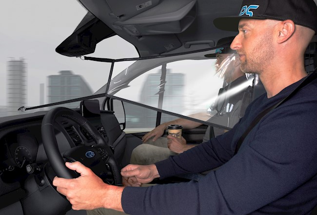 Ford lanza pantallas de protección para mantener la distancia social dentro de sus Transit y Tourneo