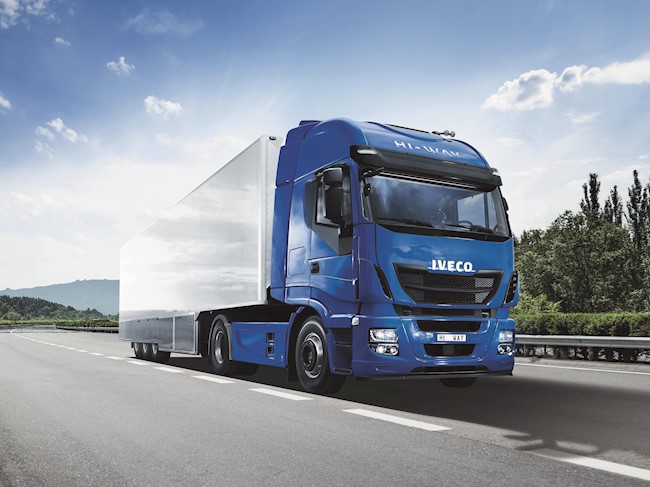 Iveco lanza un renting flexible de seminuevos que permite entregar el vehículo a partir de un año