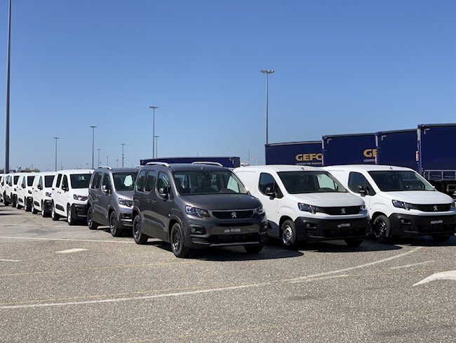 El automóvil recupera en mayo su superávit comercial, subiendo más de un 20%, hasta 585 millones