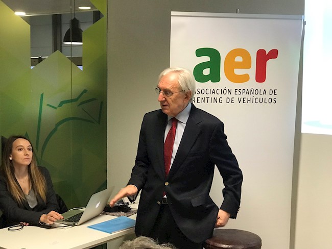 El renting reduce un 8,5% su facturación hasta junio, con 2.772 millones, y sus matriculaciones un 48%