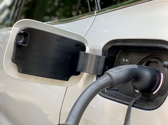 El Gobierno transfiere 25 millones a Transición Ecológica para activar el 'Plan Moves'