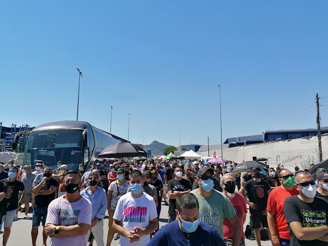 (AV) Los trabajadores de Nissan aprueban el acuerdo con la dirección
