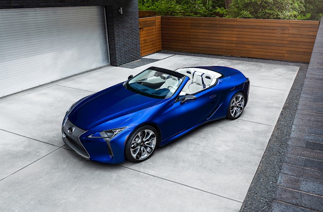 Lexus muestra el LC Cabrio Regatta Edition, la versión especial de lanzamiento del modelo