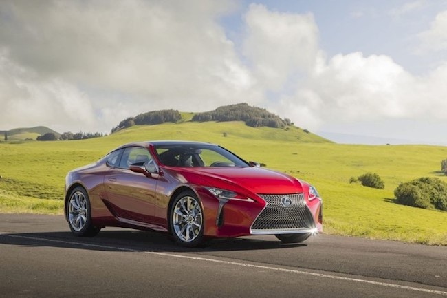 Lexus actualiza la suspensión de su modelo LC, que reduce su peso unos 10 kilos