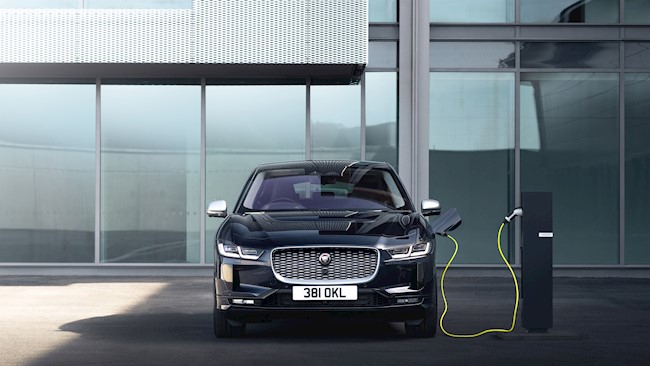 Jaguar Land Rover reduce hasta un 26% las emisiones de CO2 utilizando aluminio reciclado en sus vehículos