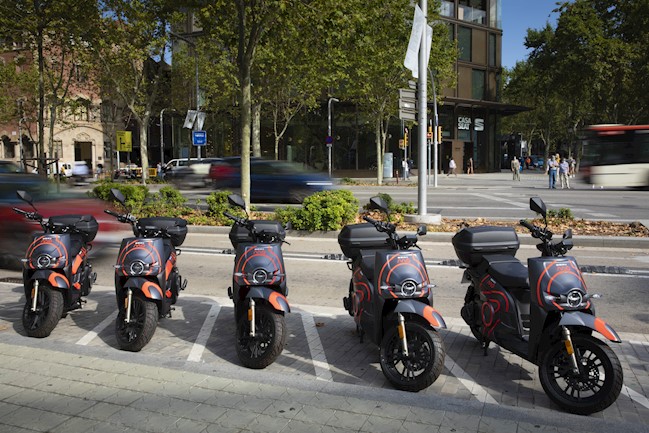 Seat Mó despliega 632 motos eléctricas en Barcelona