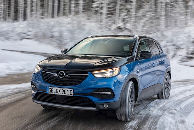 Opel incorpora en su gama reconocimiento vocal para activar climatizador o sistema multimedia