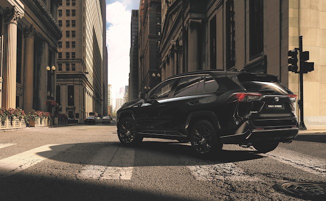 Toyota renueva el RAV4 híbrido y lanza una nueva versión Black Edition