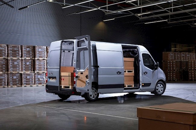 Opel presentará en 2021 la versión eléctrica de su furgoneta Movano