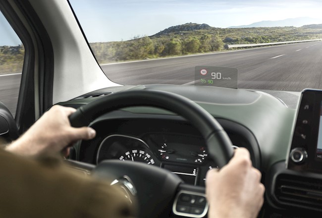 Citroën incluye la tecnología Head Up Display en sus modelos C3 Aircross, Berlingo, SpaceTourer y C4