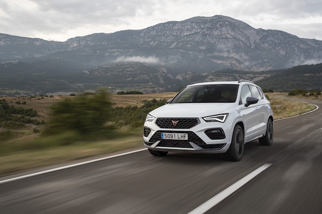 Cupra ya admite pedidos de la nueva actualización del Ateca, con un diseño exterior renovado