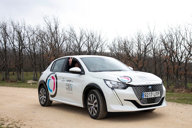 Free2Move renueva su servicio de coche compartido en Madrid con 200 unidades del Peugeot 208 eléctrico