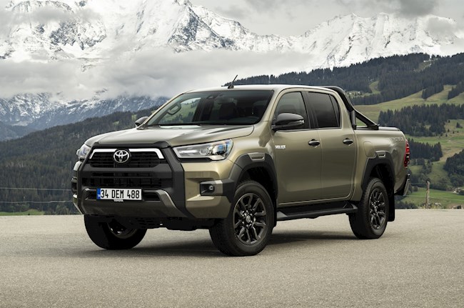 Toyota inicia la preventa en España de la actualización del Hilux, que llegará a finales de año