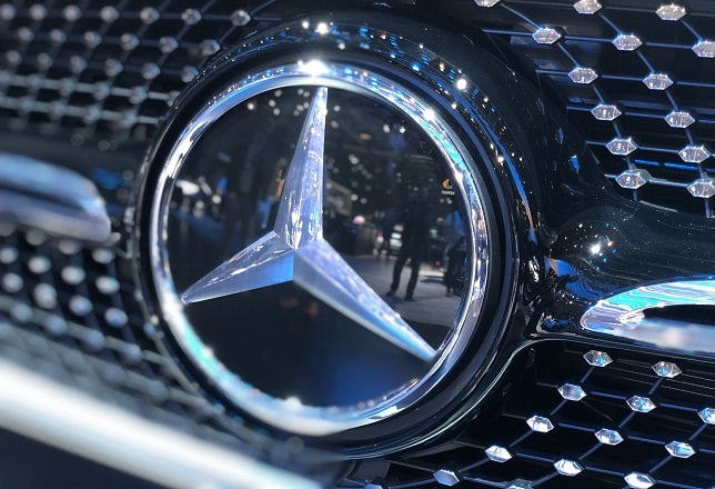 Mercedes-Benz acuerda hacerse con hasta un 20% de Aston Martin