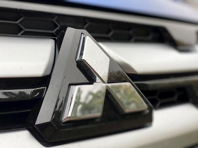 Mitsubishi se anota unas pérdidas de 1.720 millones en el primer semestre de su ejercicio fiscal