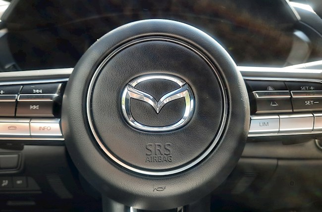 Mazda pierde 747 millones en su primer semestre fiscal tras reducir sus ingresos un 35%