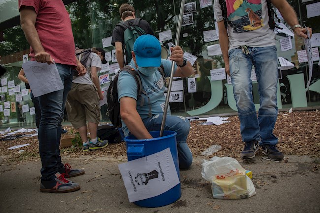 La mesa de reindustrialización de Nissan acuerda contratar una empresa externa que coordine el proceso