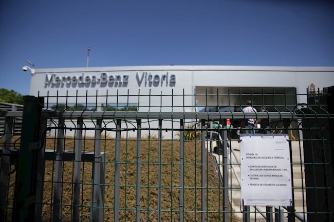 Mercedes-Benz prevé prescindir de gran parte de los 500 trabajadores eventuales de su planta de Álava